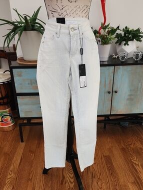 NWT - CAMBIO Piper Jeans Blue & White Pinstripe - 6 Short